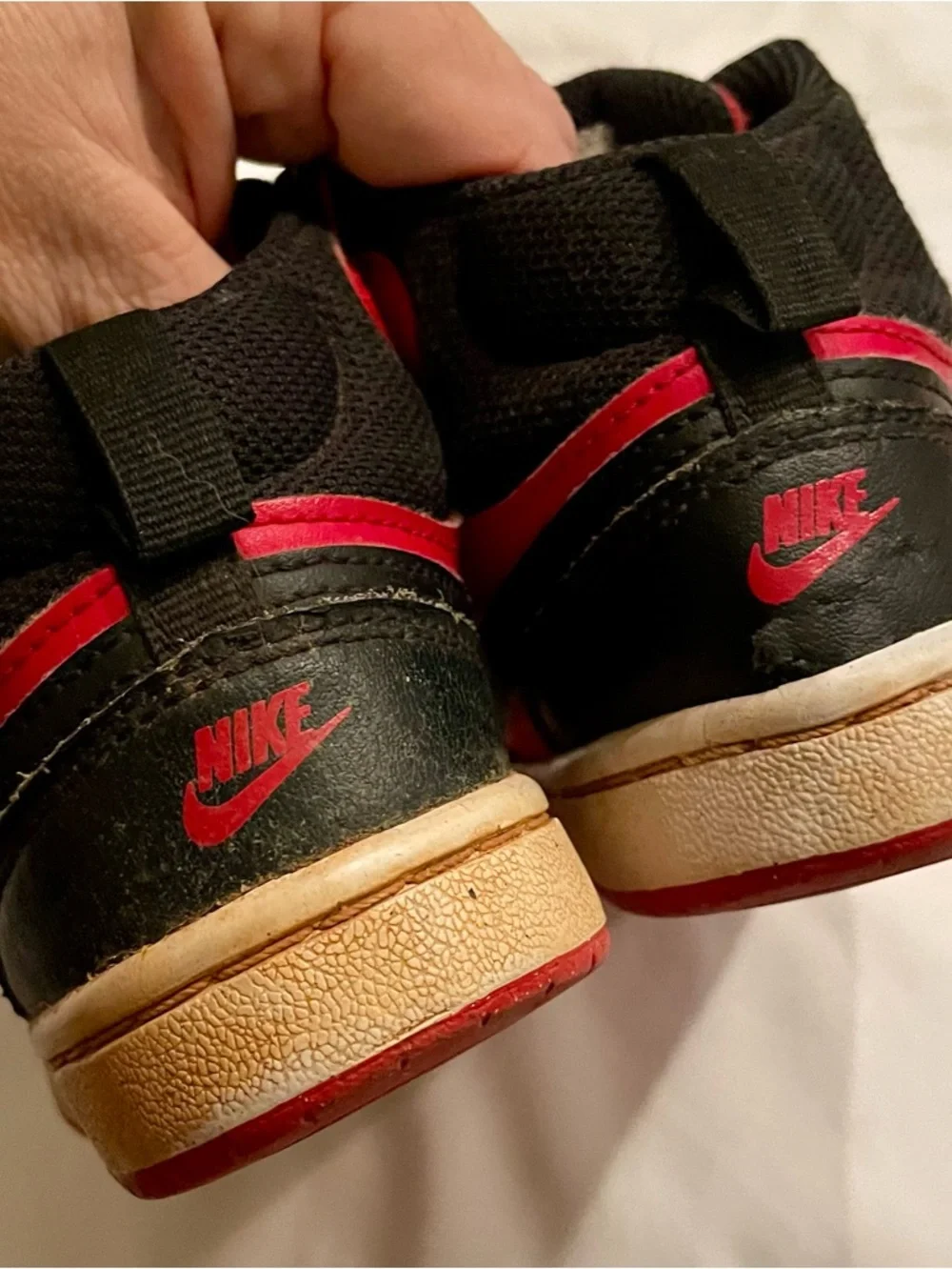 Nike Court Kids Borough Mid 2 High Top Sneakers Red/Black‎ Boy’s Size 11C Shoes